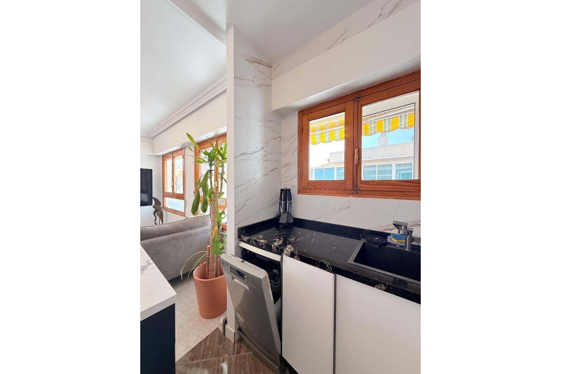 Resale - Penthouse -
Torrevieja - Playa del Cura