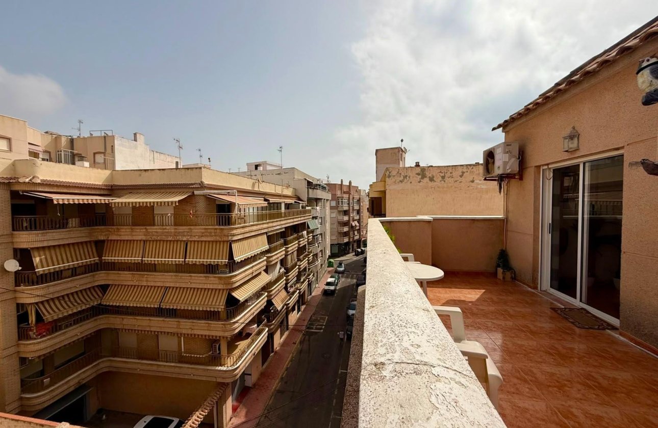 Resale - Penthouse -
Torrevieja - Playa del Cura