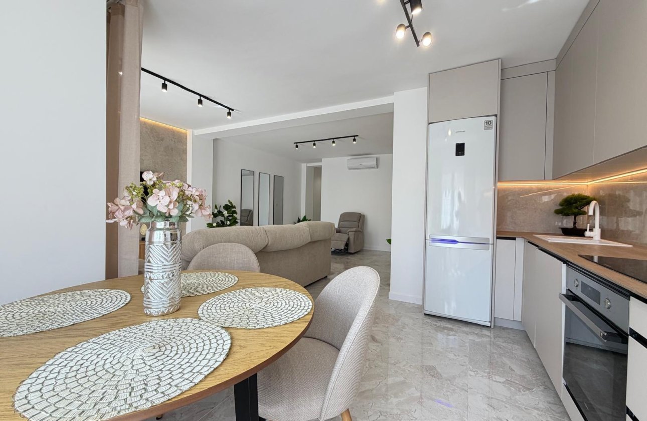 Resale - Penthouse -
Torrevieja - Playa del Cura