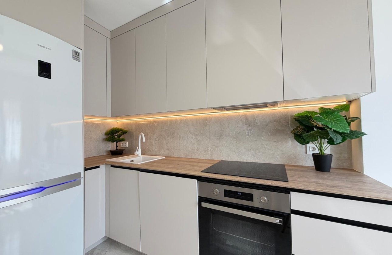 Resale - Penthouse -
Torrevieja - Playa del Cura