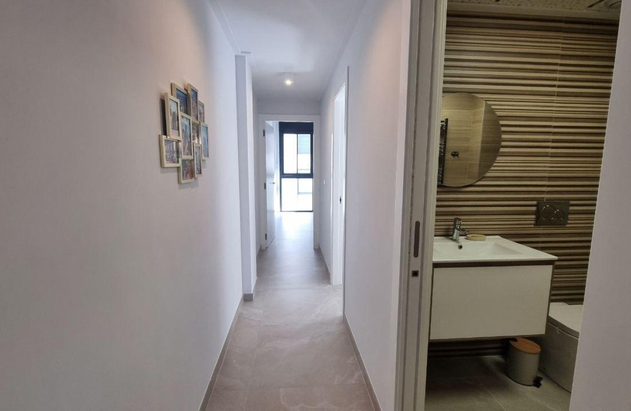 Resale - Penthouse -
Torrevieja - Playa del Cura
