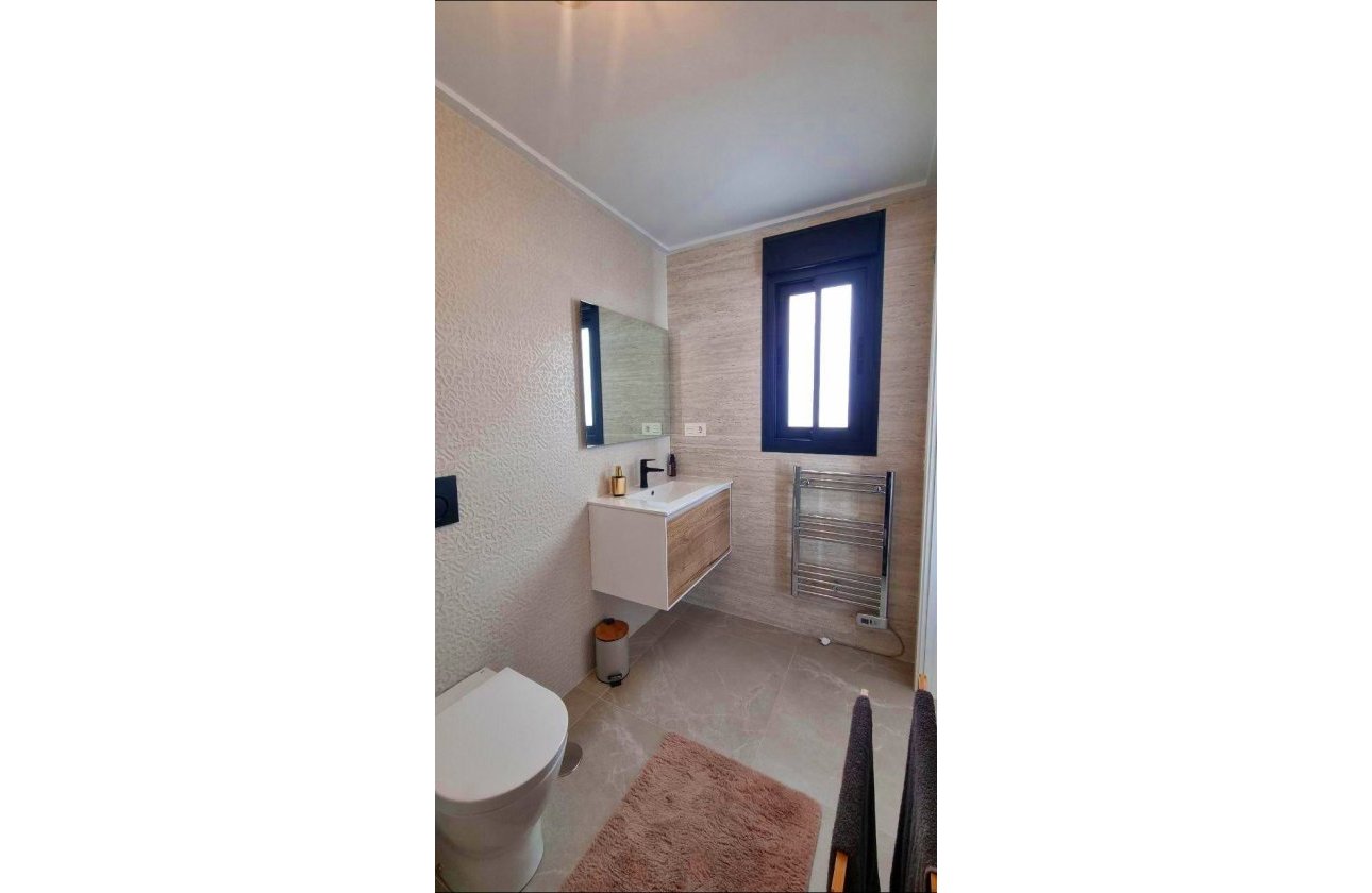 Resale - Penthouse -
Torrevieja - Playa del Cura