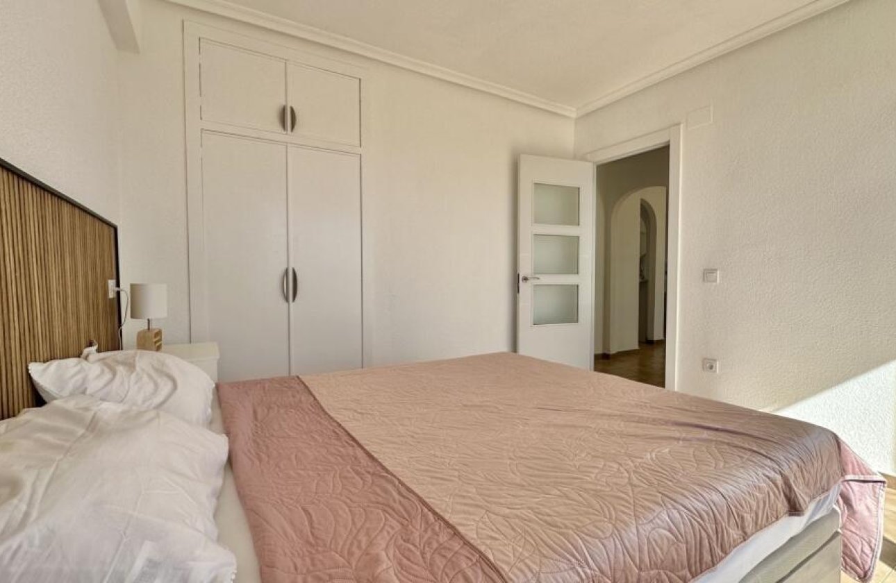 Resale - Penthouse -
Torrevieja - Punta Prima