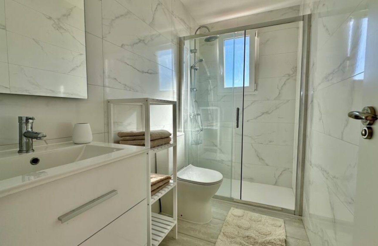 Resale - Penthouse -
Torrevieja - Punta Prima