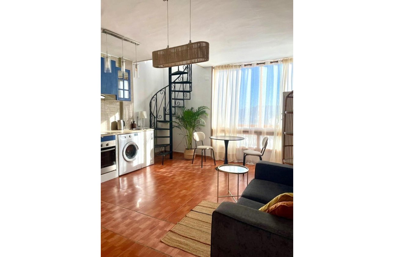 Resale - Penthouse -
Torrevieja - Punta Prima