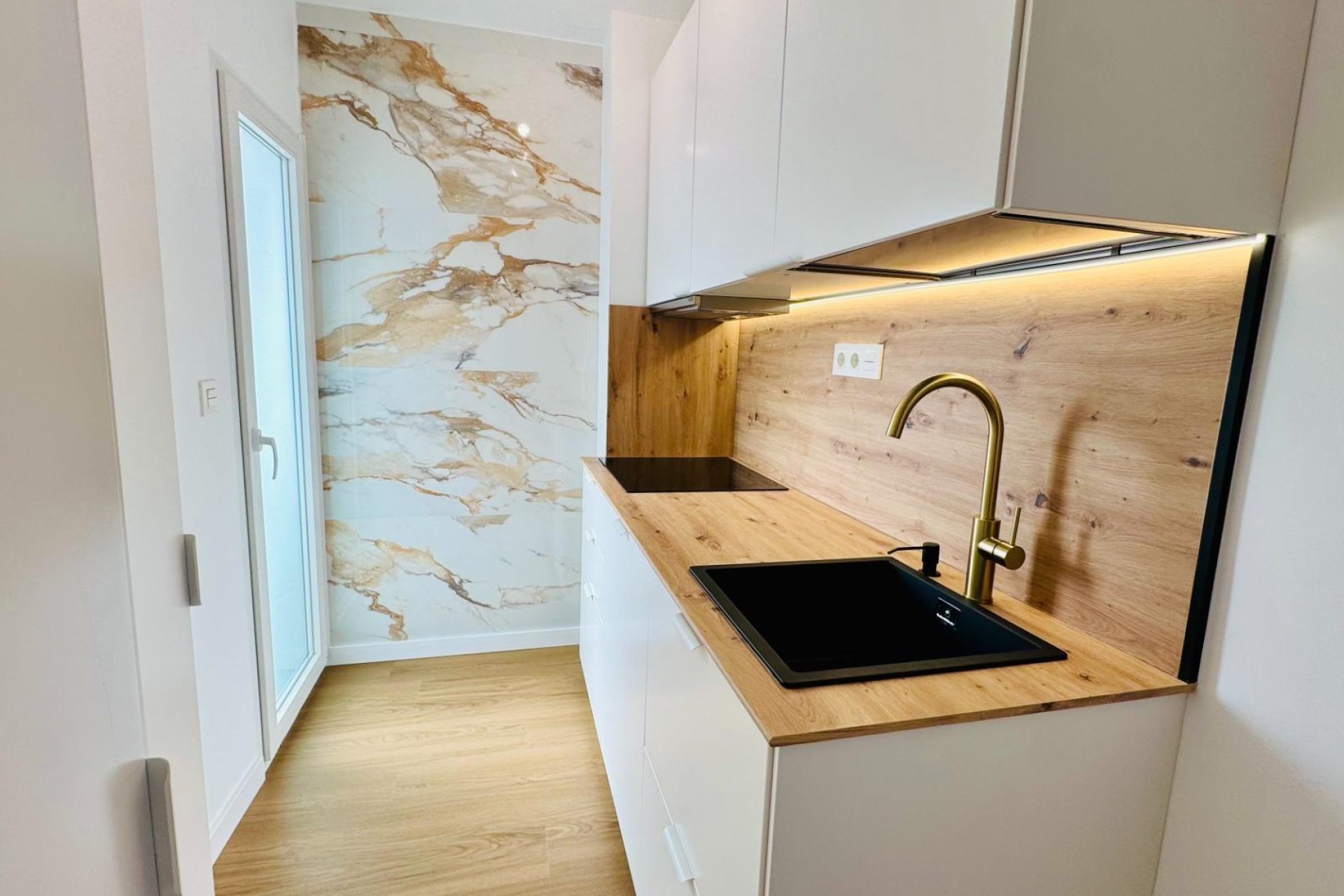 Resale - Penthouse -
Torrevieja - Punta Prima