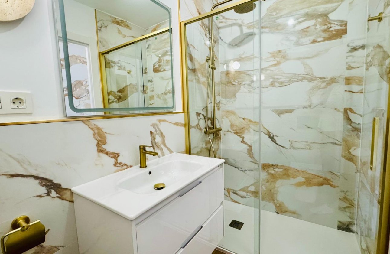 Resale - Penthouse -
Torrevieja - Punta Prima