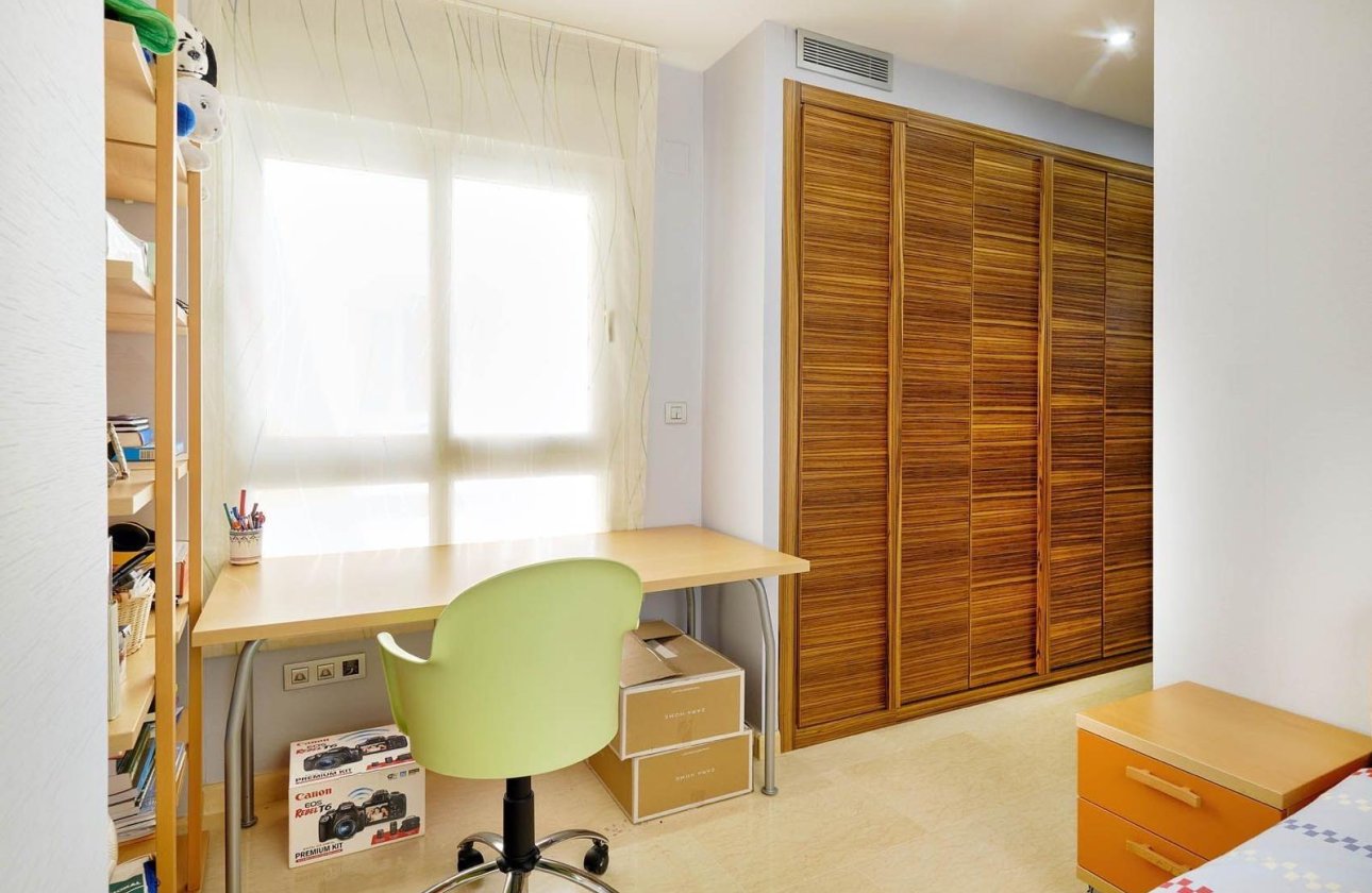 Resale - Penthouse -
Torrevieja