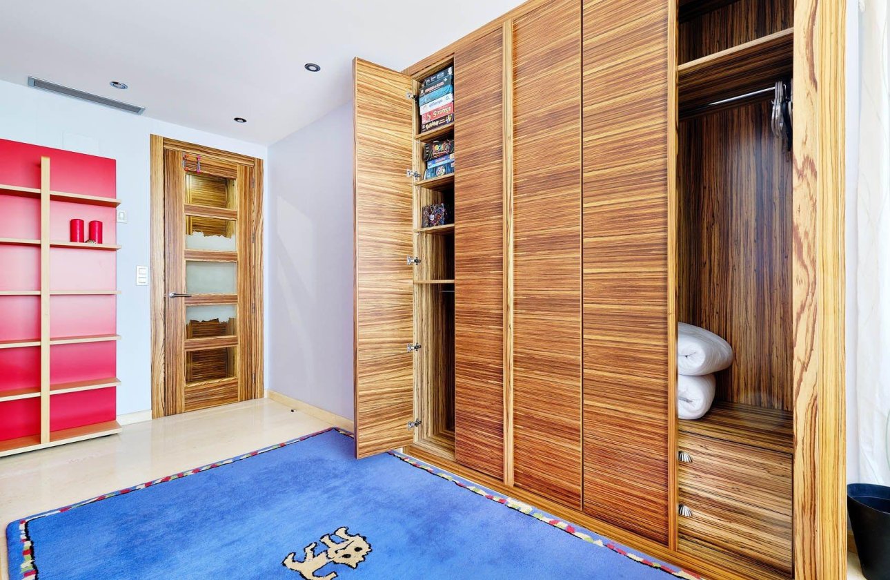 Resale - Penthouse -
Torrevieja