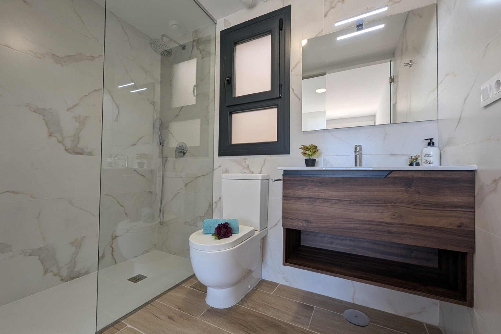 Resale - Penthouse -
Villamartin - Costa Blanca