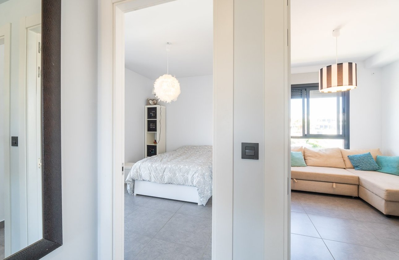 Resale - Penthouse -
Villamartin - Costa Blanca