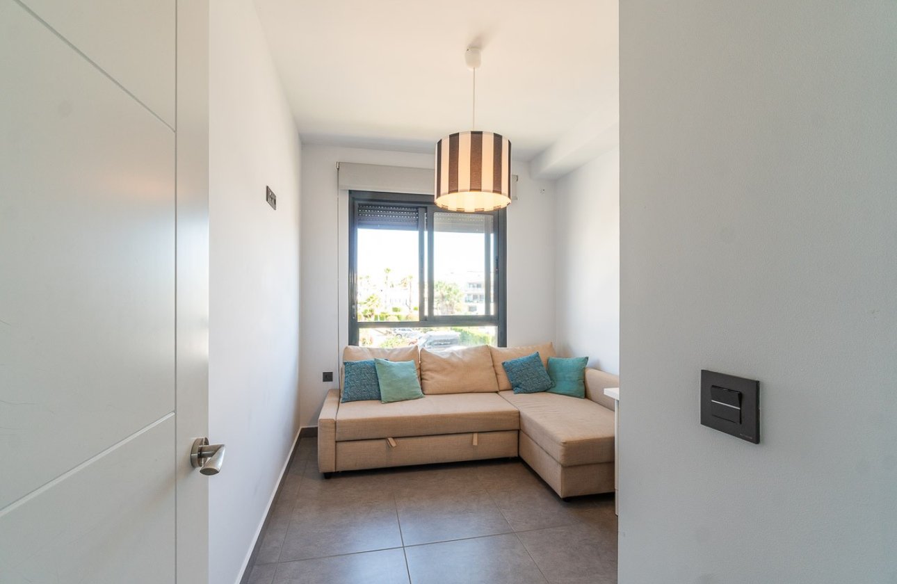 Resale - Penthouse -
Villamartin - Costa Blanca