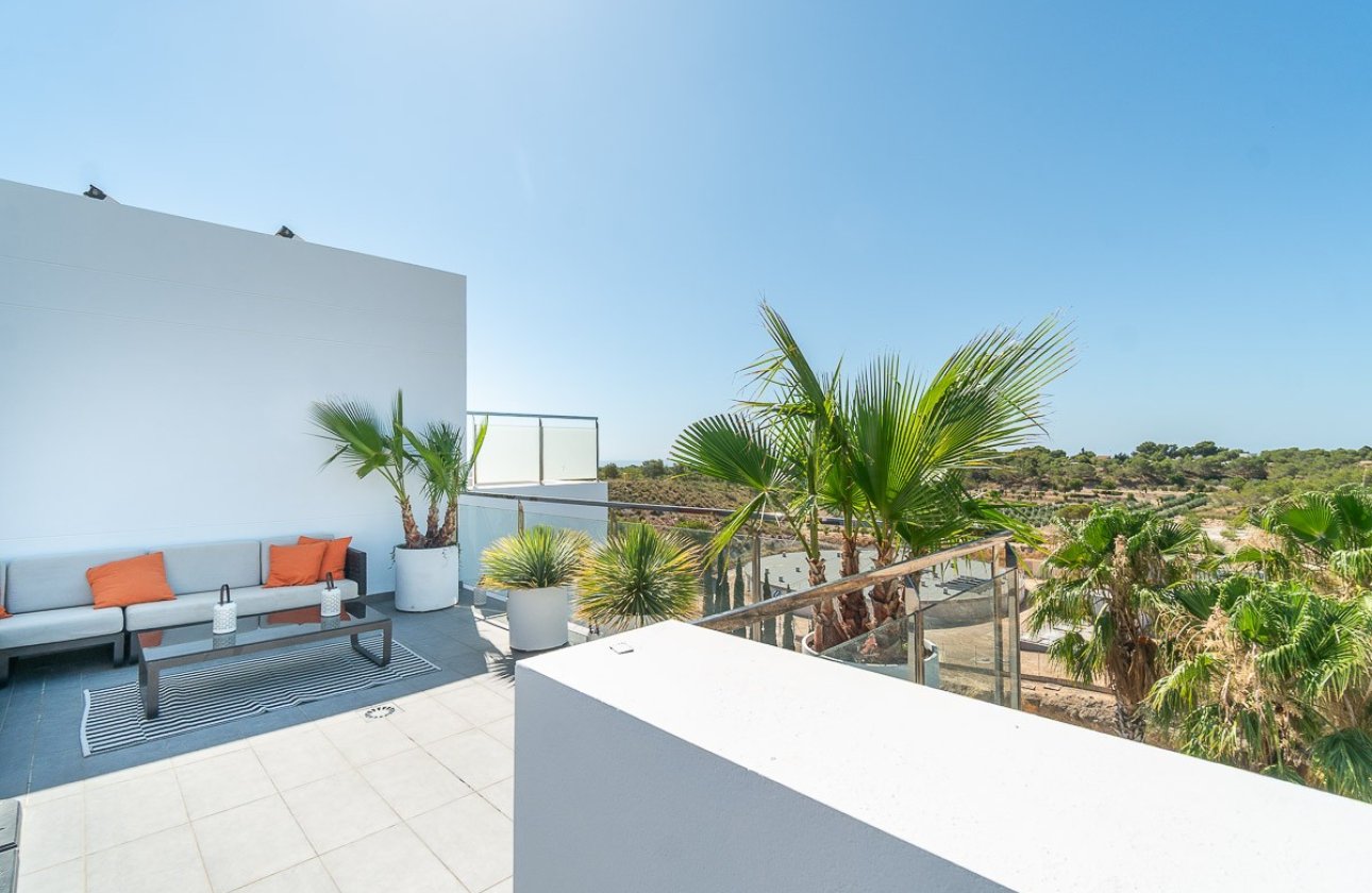Resale - Penthouse -
Villamartin - Costa Blanca