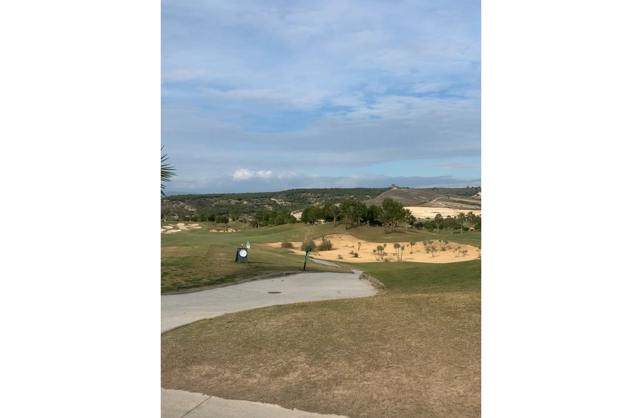 Resale - Penthouse -
Vistabella Golf Entre Naranjos - Costa Blanca