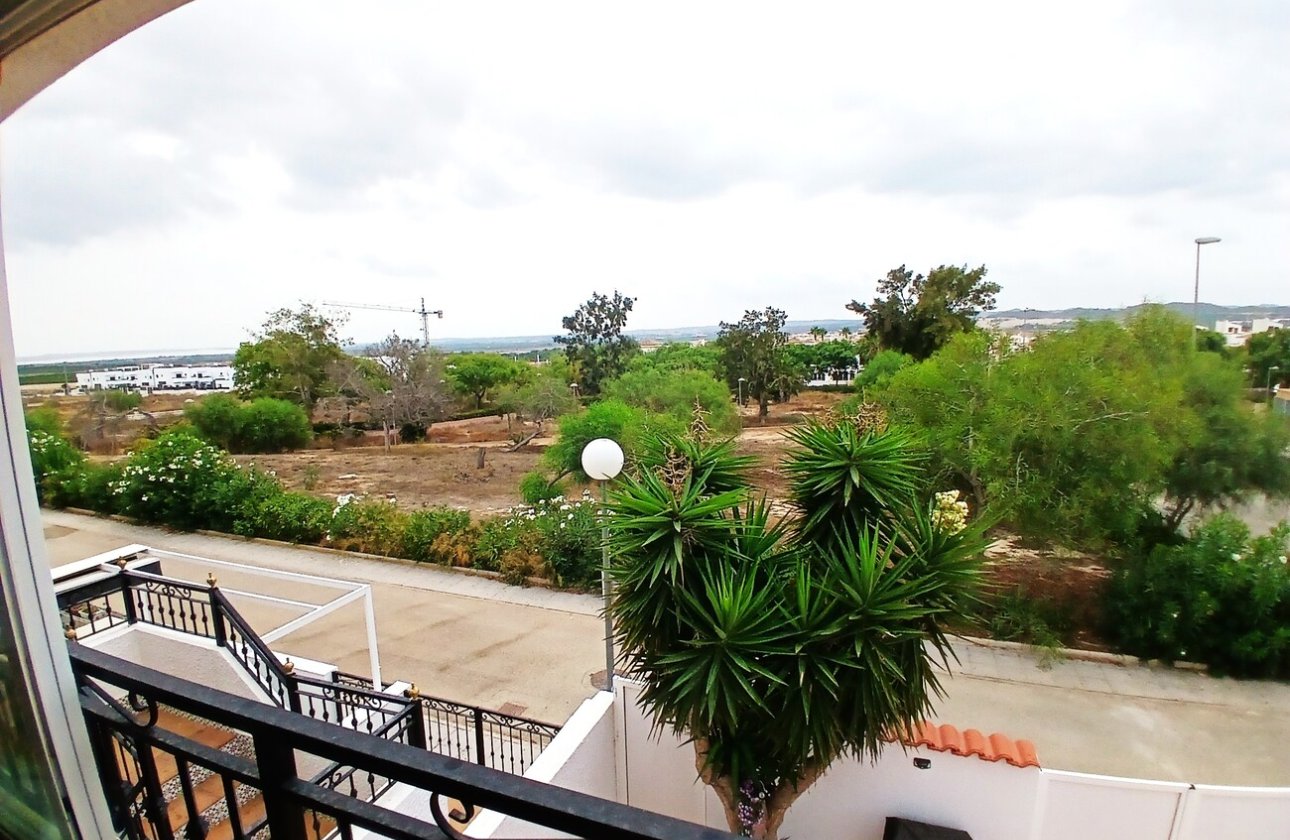 Resale - Penthouse -
Vistabella Golf Entre Naranjos - Inland