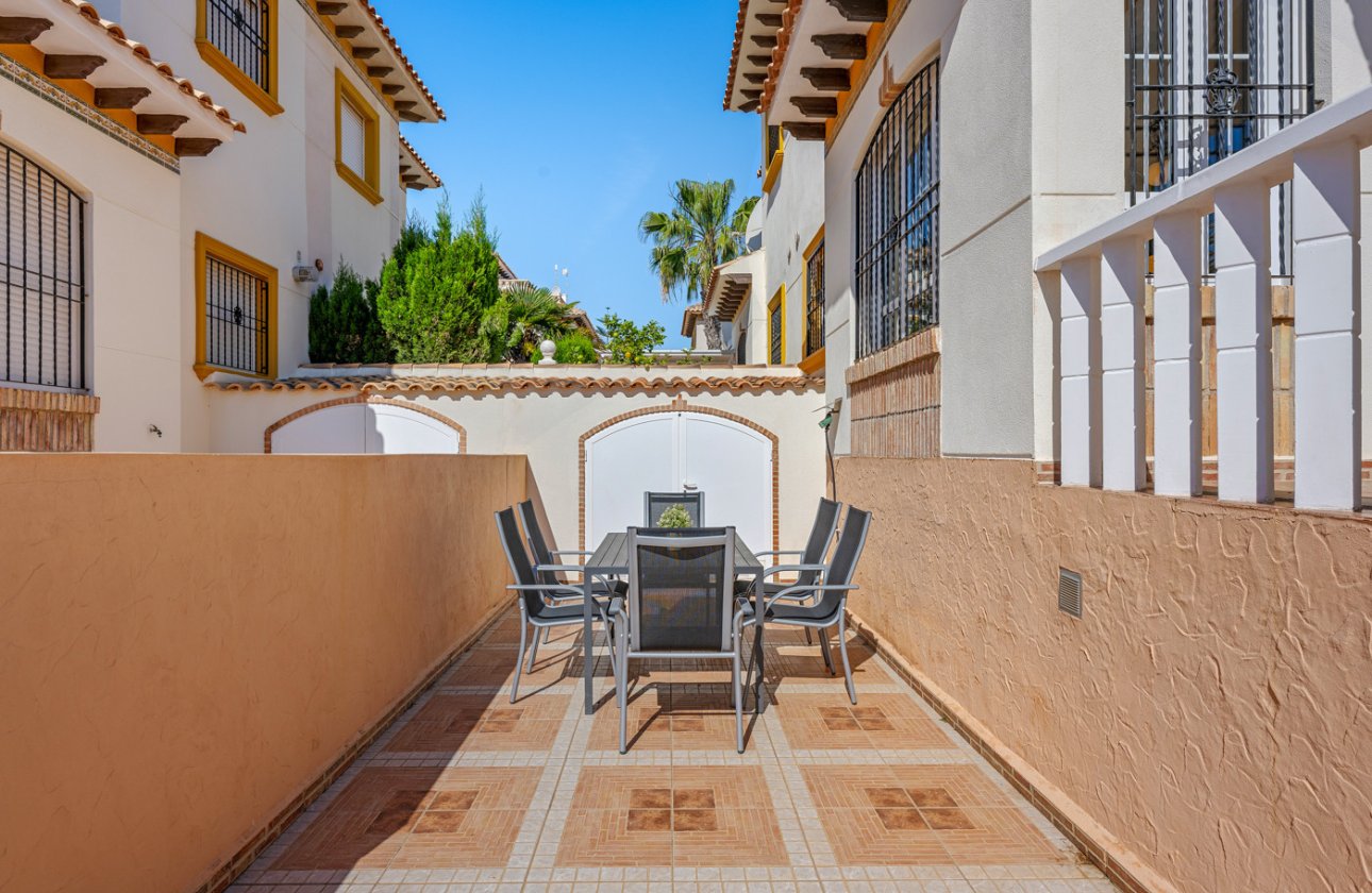 Resale - Quad House -
Cabo Roig - Costa Blanca