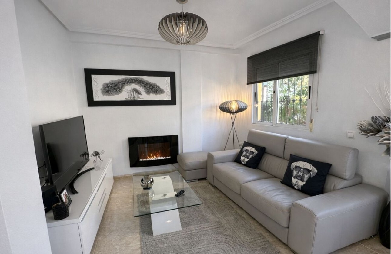 Resale - Quad House -
La Zenia - Costa Blanca