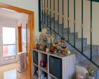 Resale - Quad House -
Lo Crispin - Inland