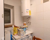 Resale - Quad House -
Lo Crispin - Inland