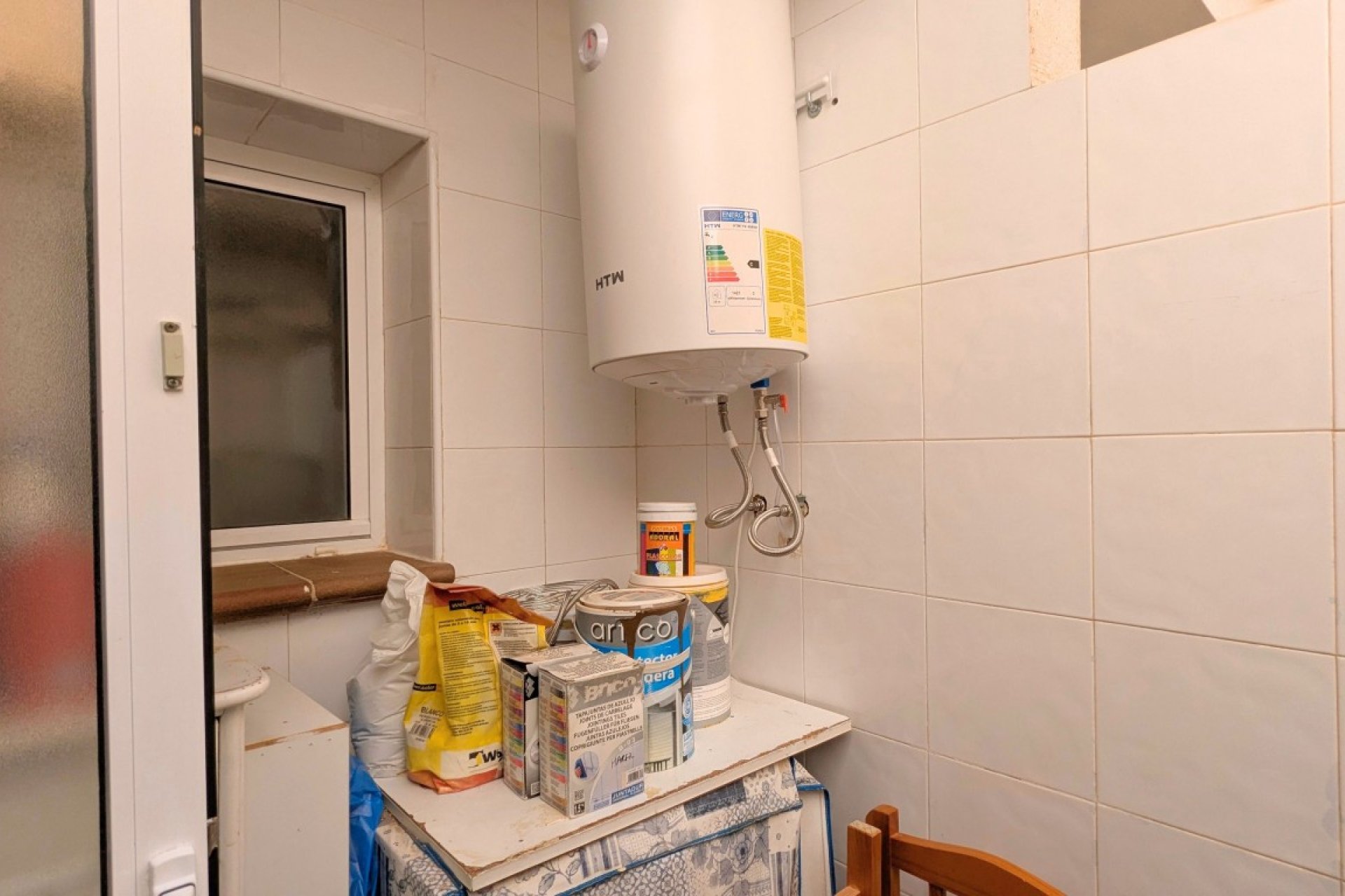 Resale - Quad House -
Lo Crispin - Inland