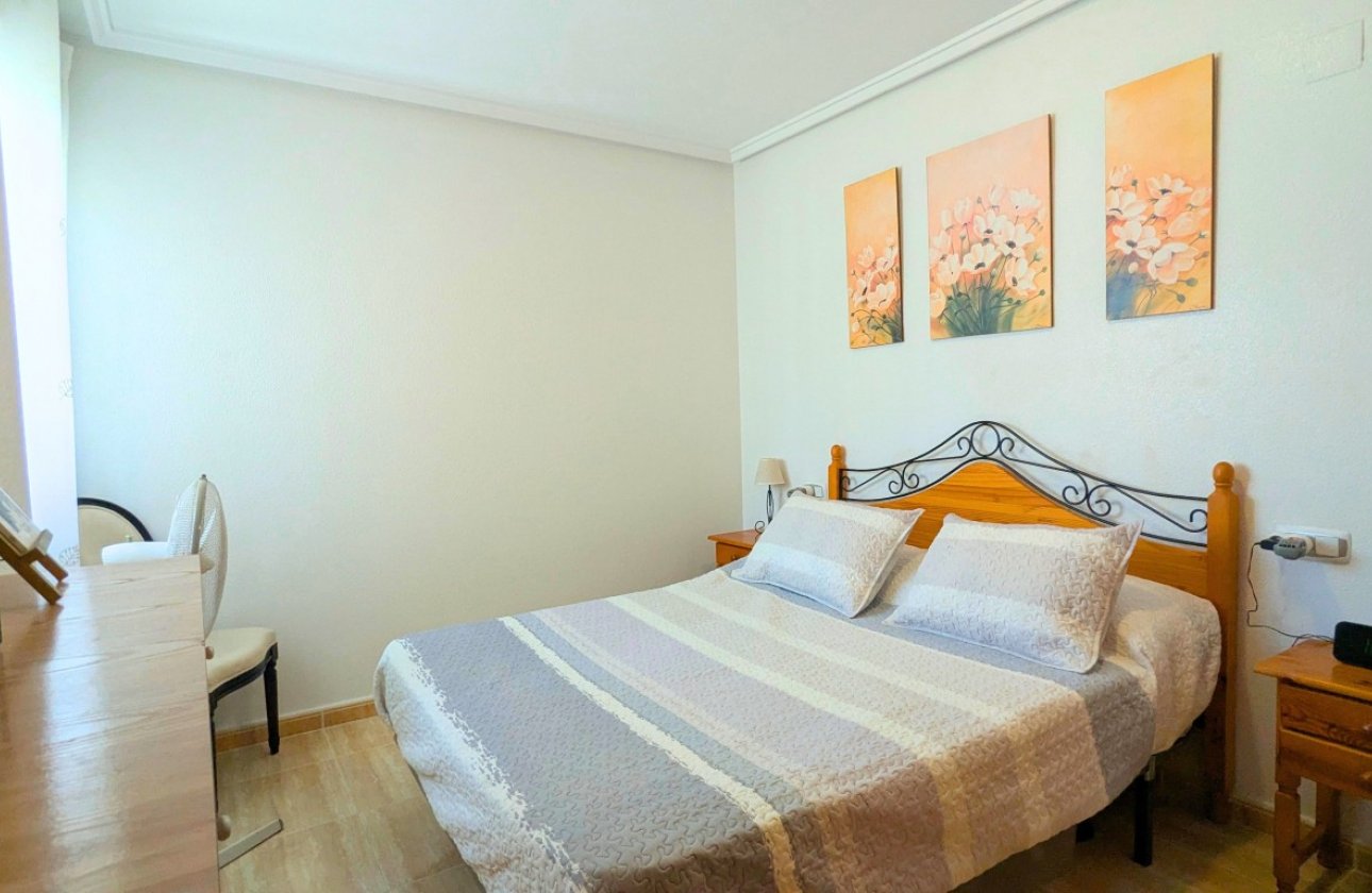 Resale - Quad House -
Lo Crispin - Inland