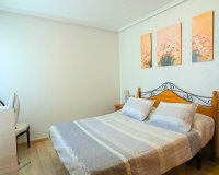 Resale - Quad House -
Lo Crispin - Inland