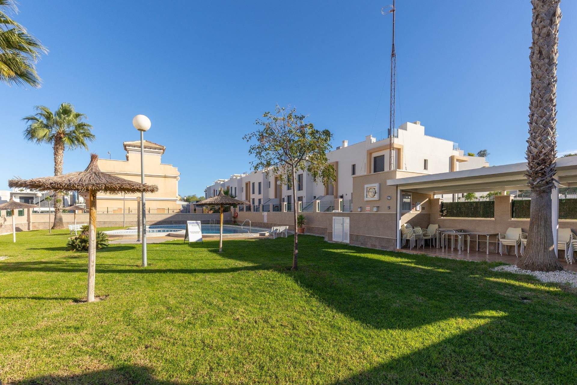 Resale - Quad House -
Orihuela Costa - PAU 8