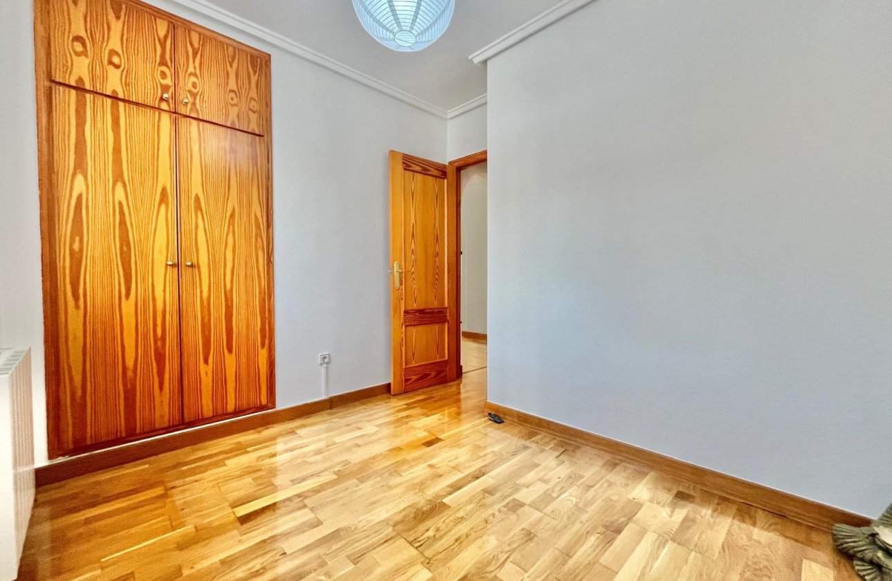 Resale - Quad House -
Orihuela Costa - Playa Flamenca