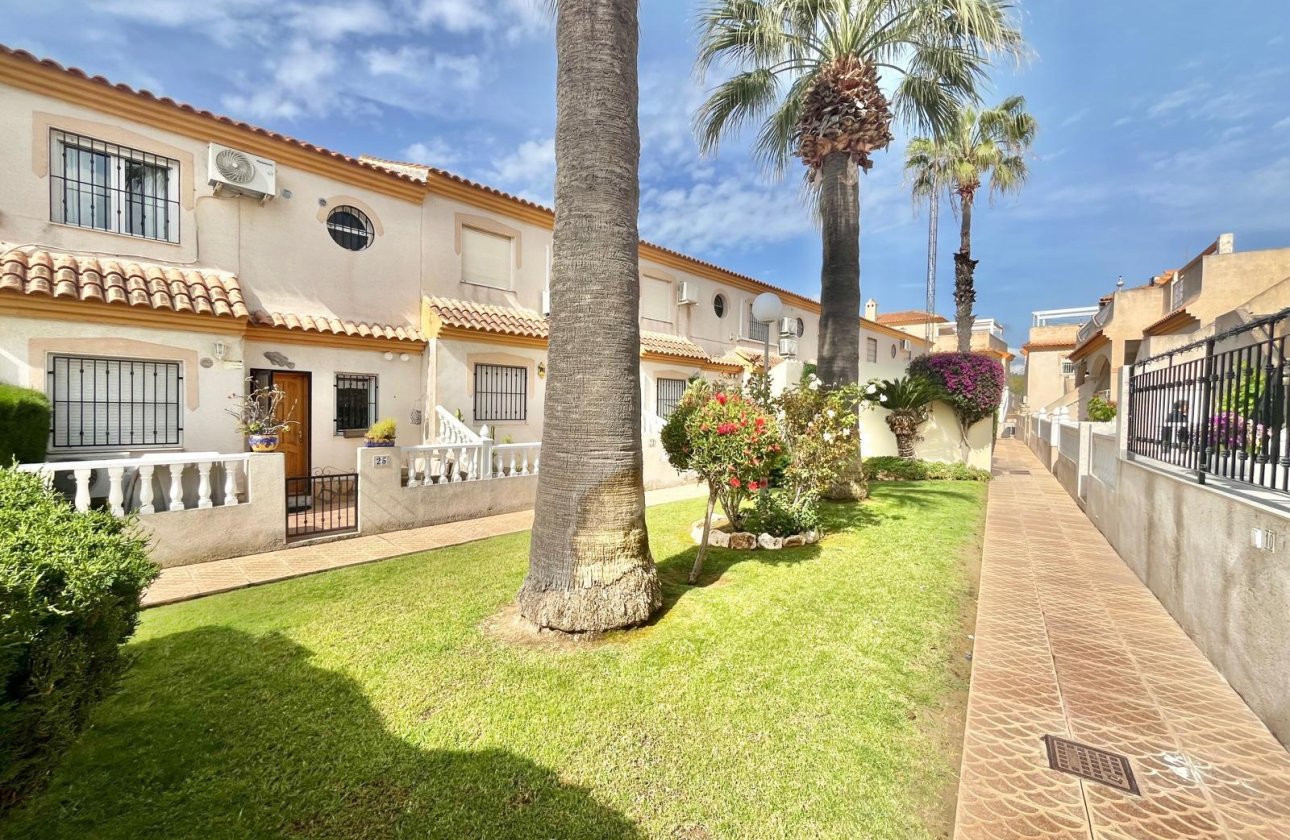 Resale - Quad House -
Orihuela Costa - Playa Flamenca
