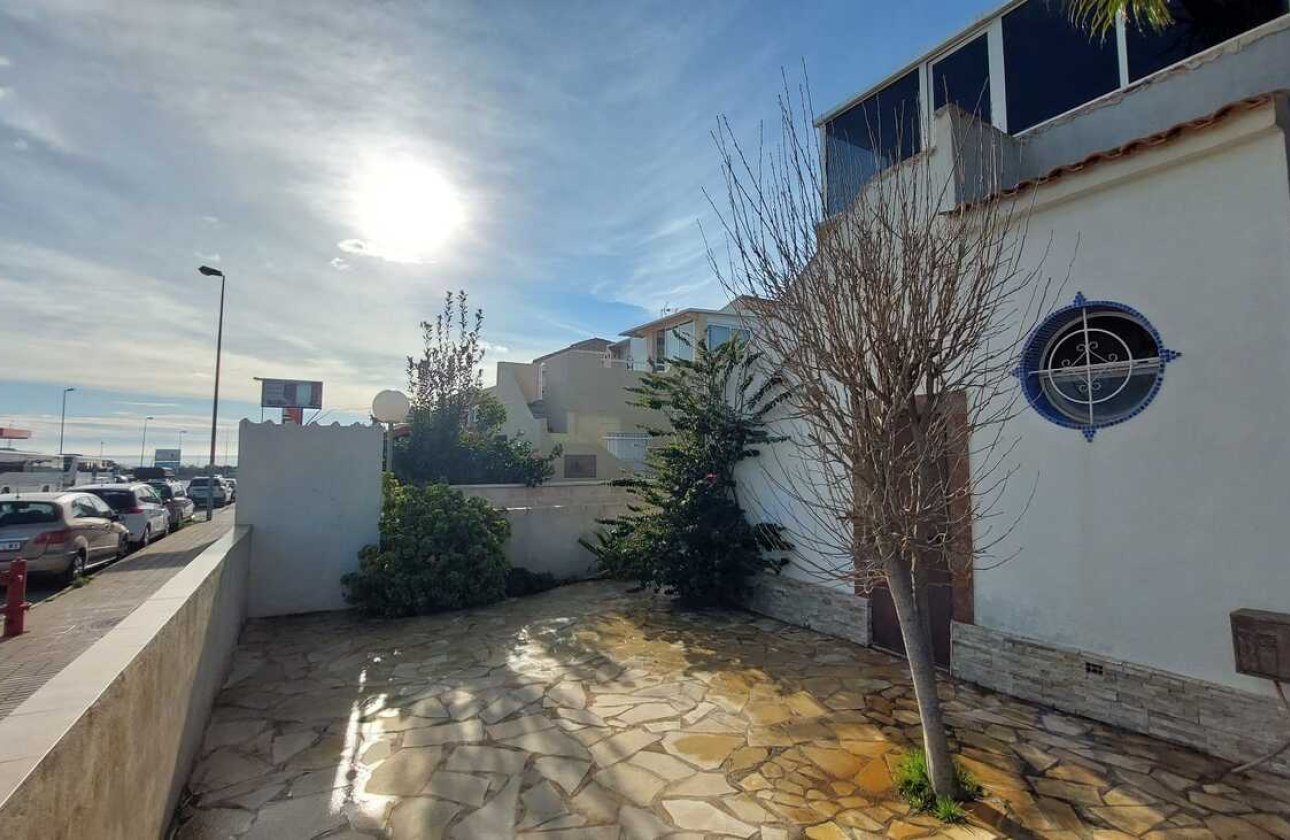 Resale - Quad House -
Orihuela Costa - Punta Prima