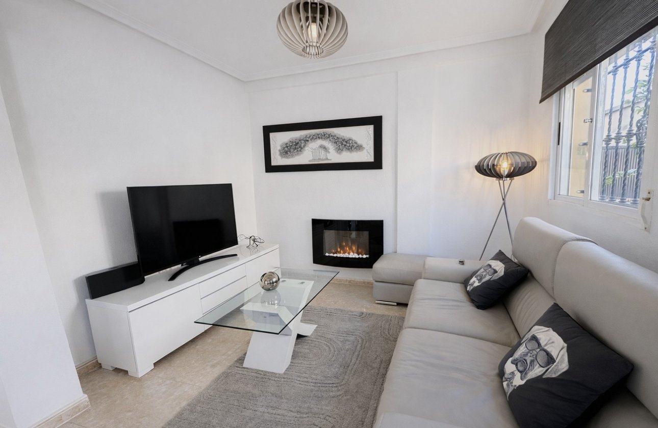 Resale - Quad House -
Orihuela Costa - Villa's San Jose IV