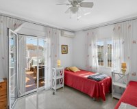 Resale - Quad House -
Playa Flamenca - Serena III