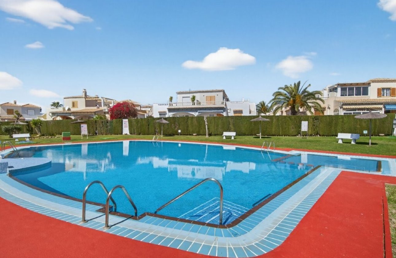Resale - Quad House -
Playa Flamenca - Serena III