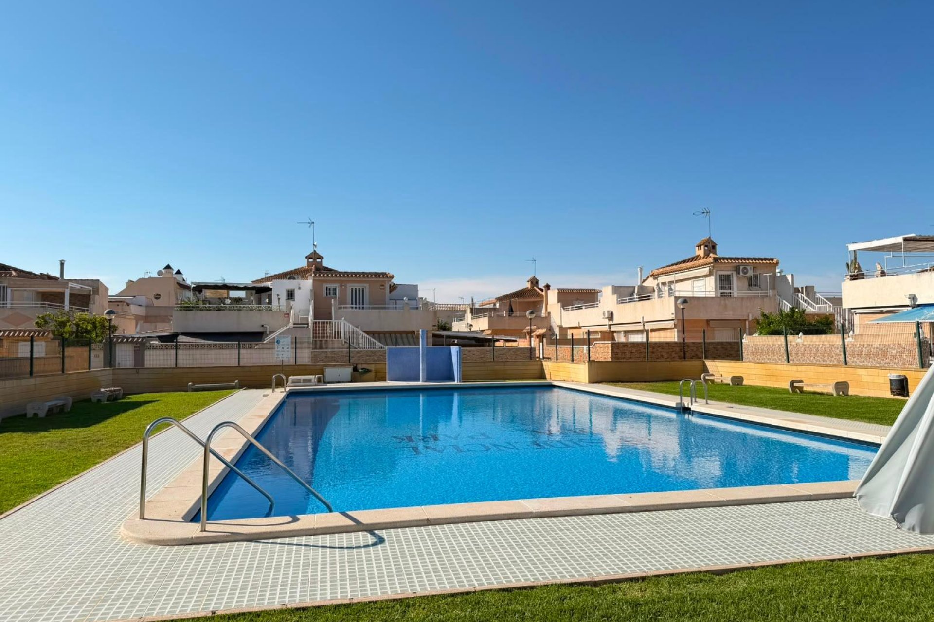 Resale - Quad House -
Torrevieja - Carrefour