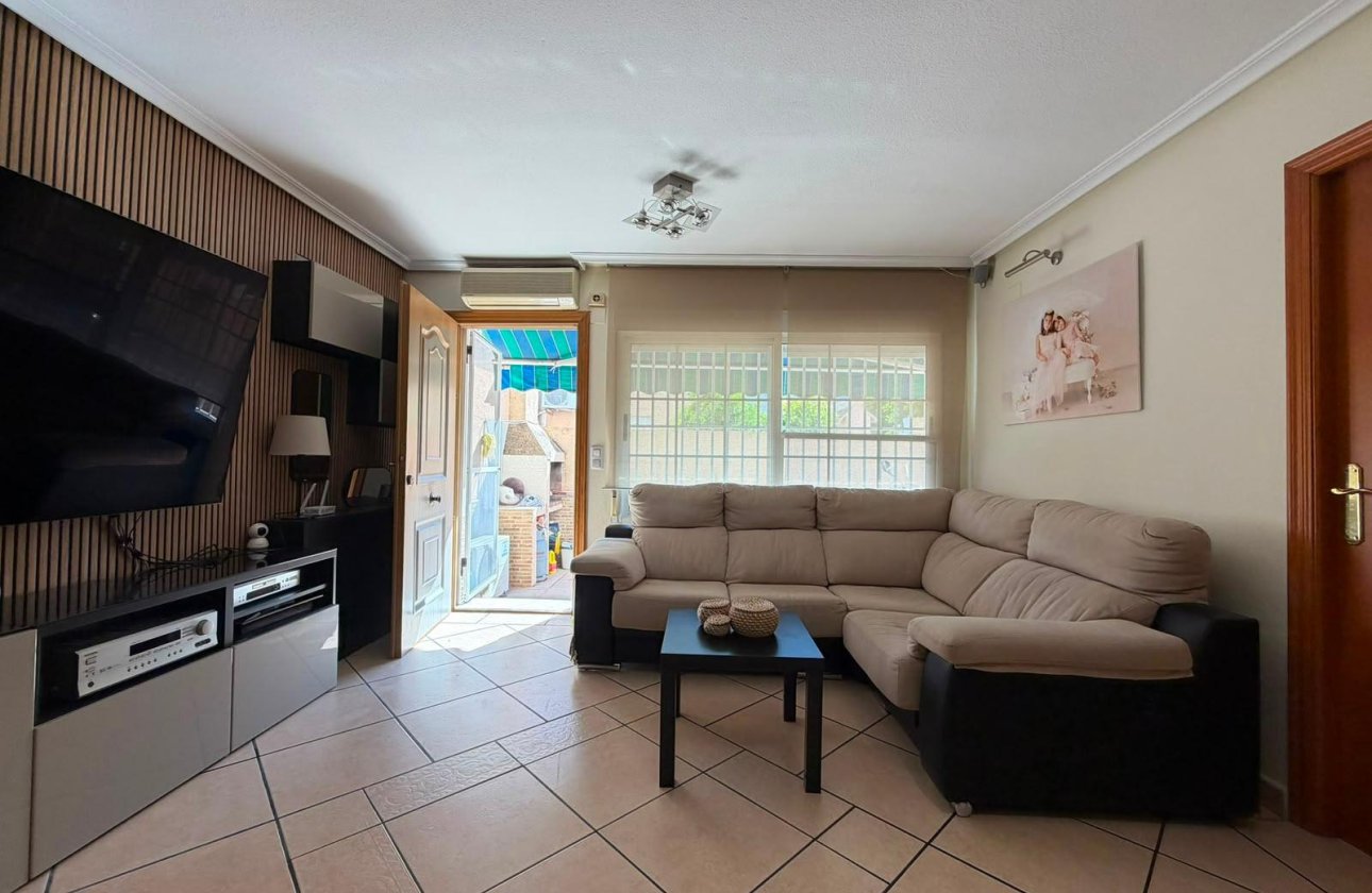 Resale - Quad House -
Torrevieja - Carrefour