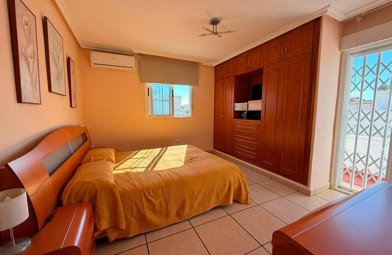 Resale - Quad House -
Torrevieja - Carrefour