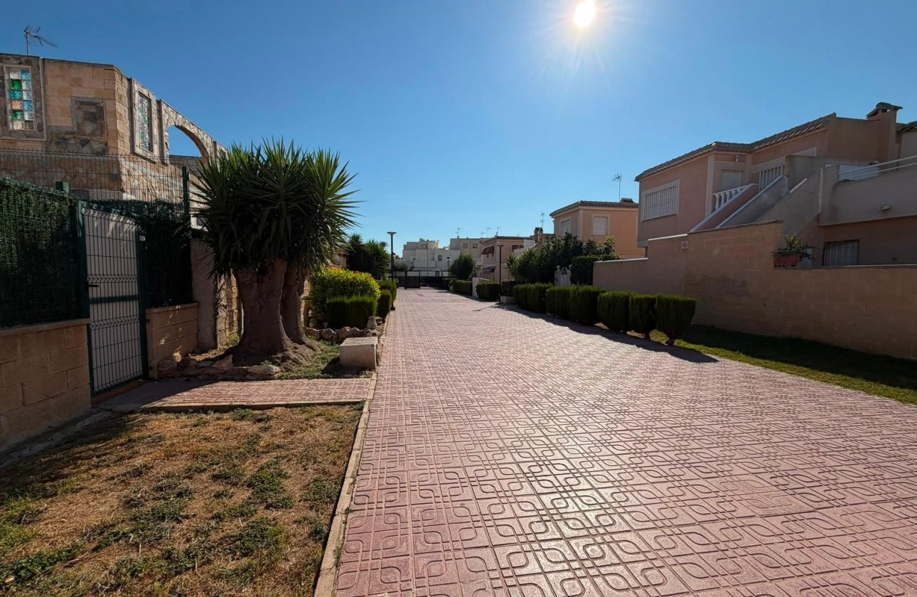 Resale - Quad House -
Torrevieja - Carrefour