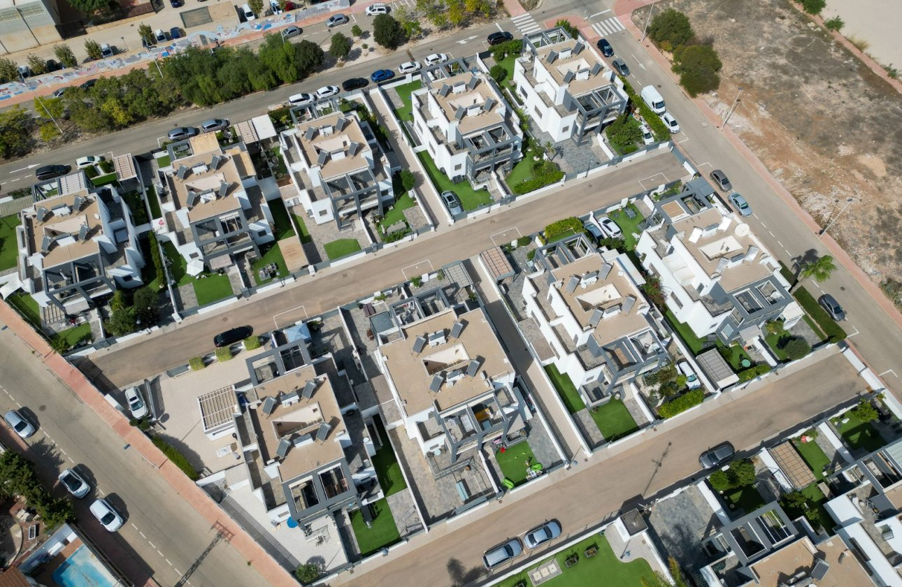 Resale - Quad House -
Torrevieja - Costa Blanca