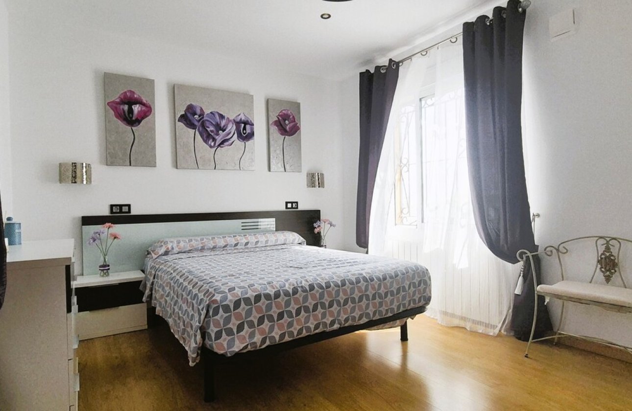 Resale - Quad House -
Torrevieja - Costa Blanca