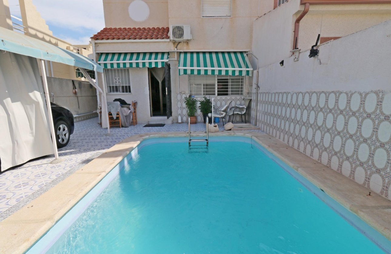 Resale - Quad House -
Torrevieja - Torretas