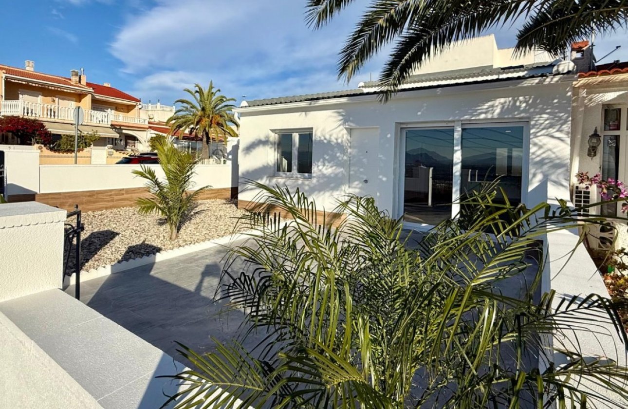 Resale - Semi Detached -
Ciudad Quesada - Costa Blanca