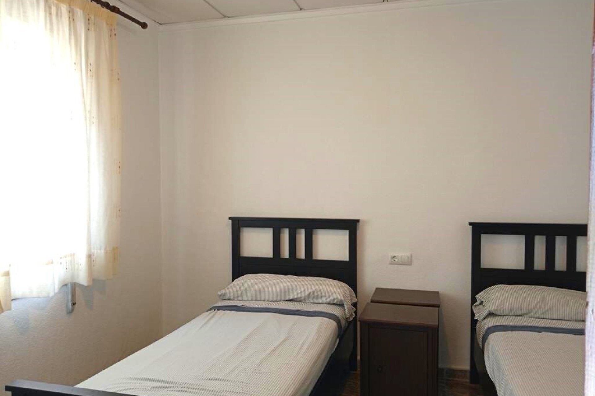 Resale - Semi Detached -
Los Montesinos - PUEBLO CENTRO