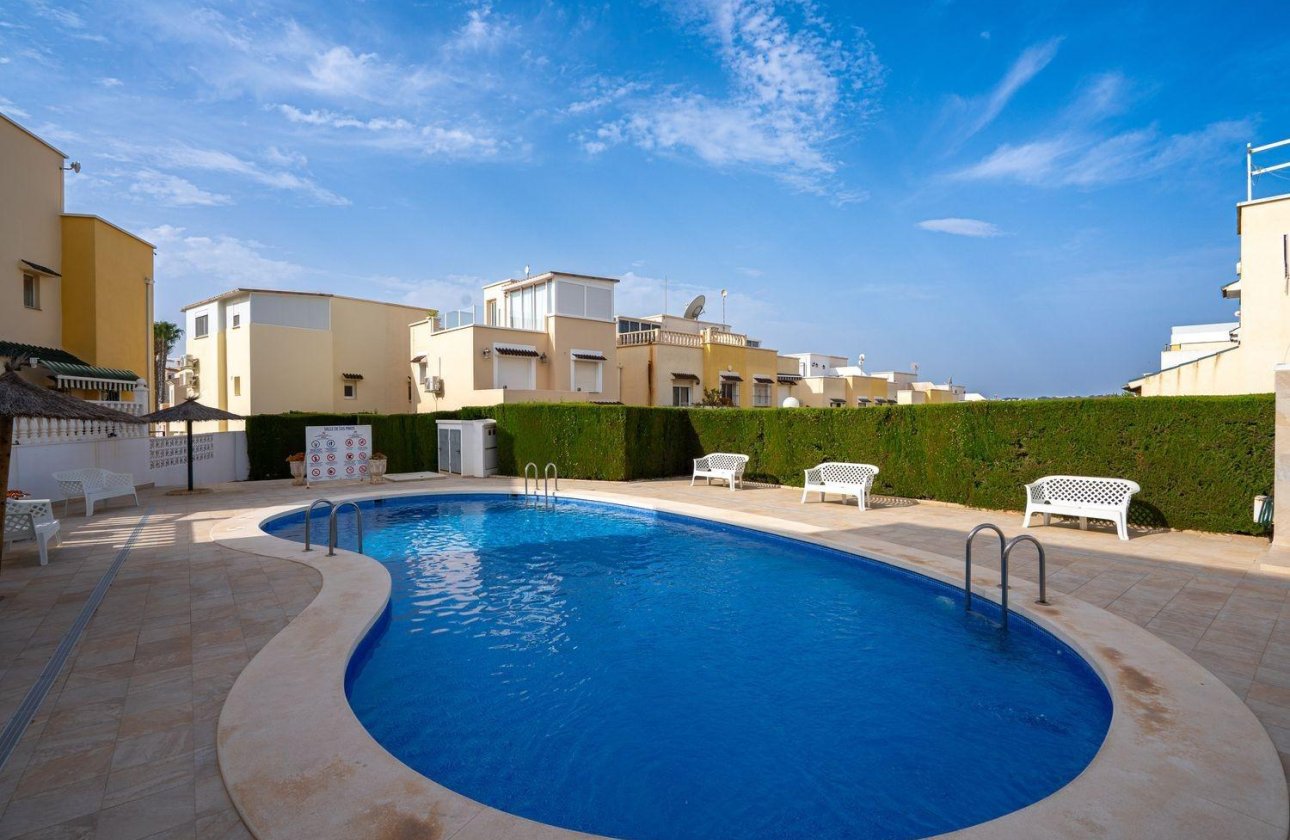 Resale - Semi Detached -
Orihuela Costa - Los Almendros-la Florida