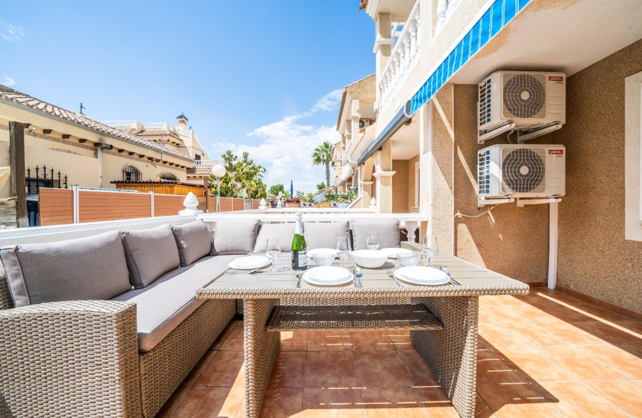 Resale - Semi Detached -
Orihuela Costa - Los Almendros-la Florida