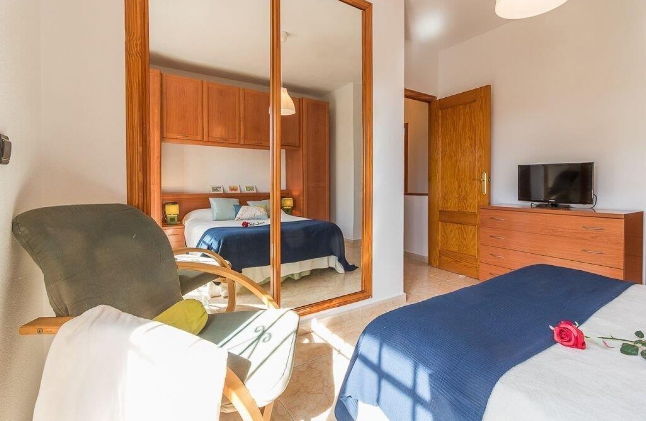 Resale - Semi Detached -
Orihuela Costa - Playa Flamenca