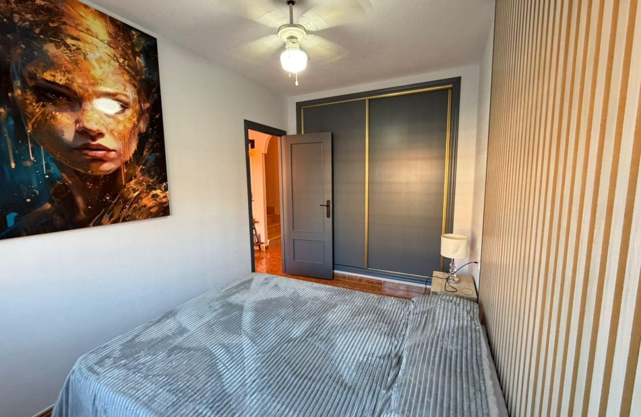 Resale - Semi Detached -
Orihuela Costa - Villamartín