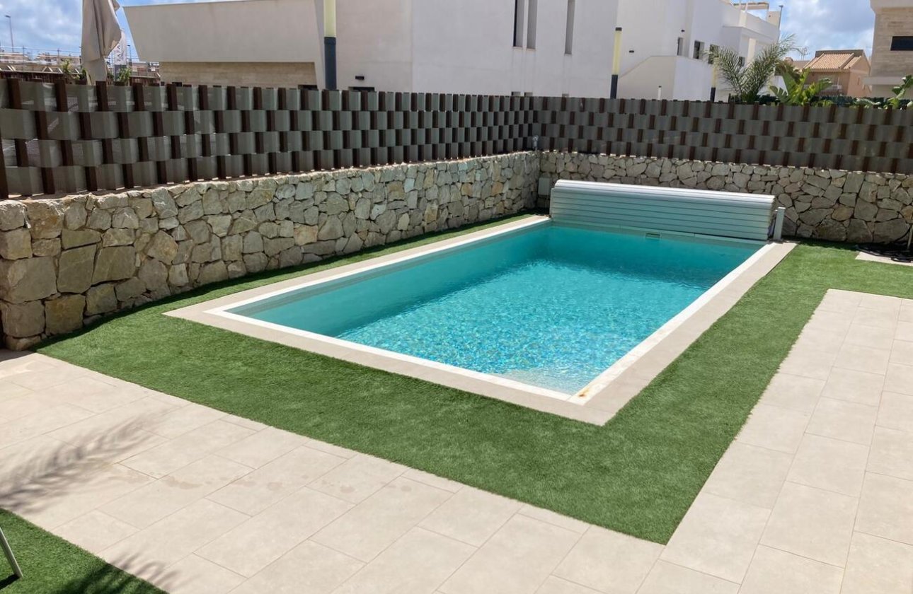 Resale - Semi Detached -
Pilar de la Horadada - Costa Blanca