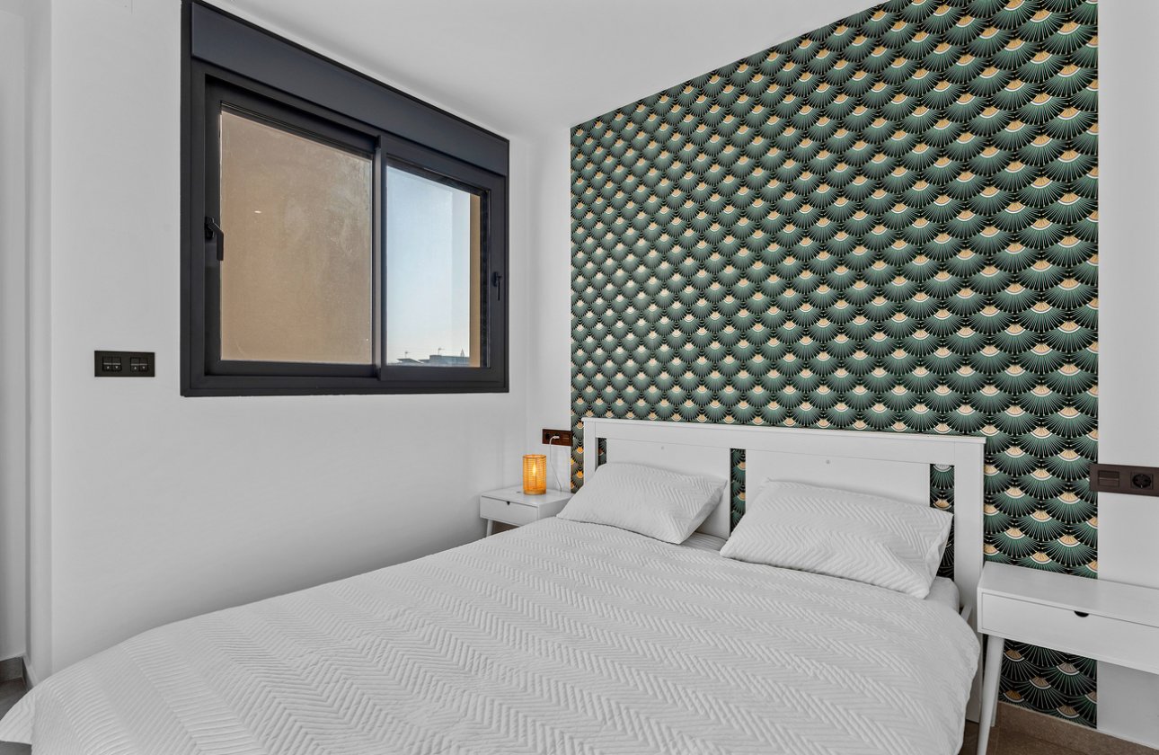 Resale - Semi Detached -
Rojales - Town