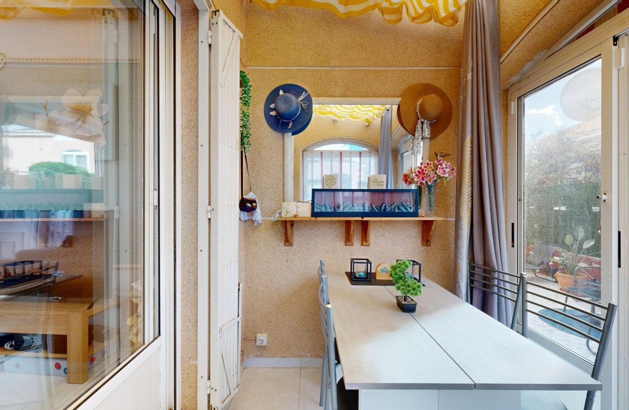 Resale - Semi Detached -
San Miguel de Salinas - 03193