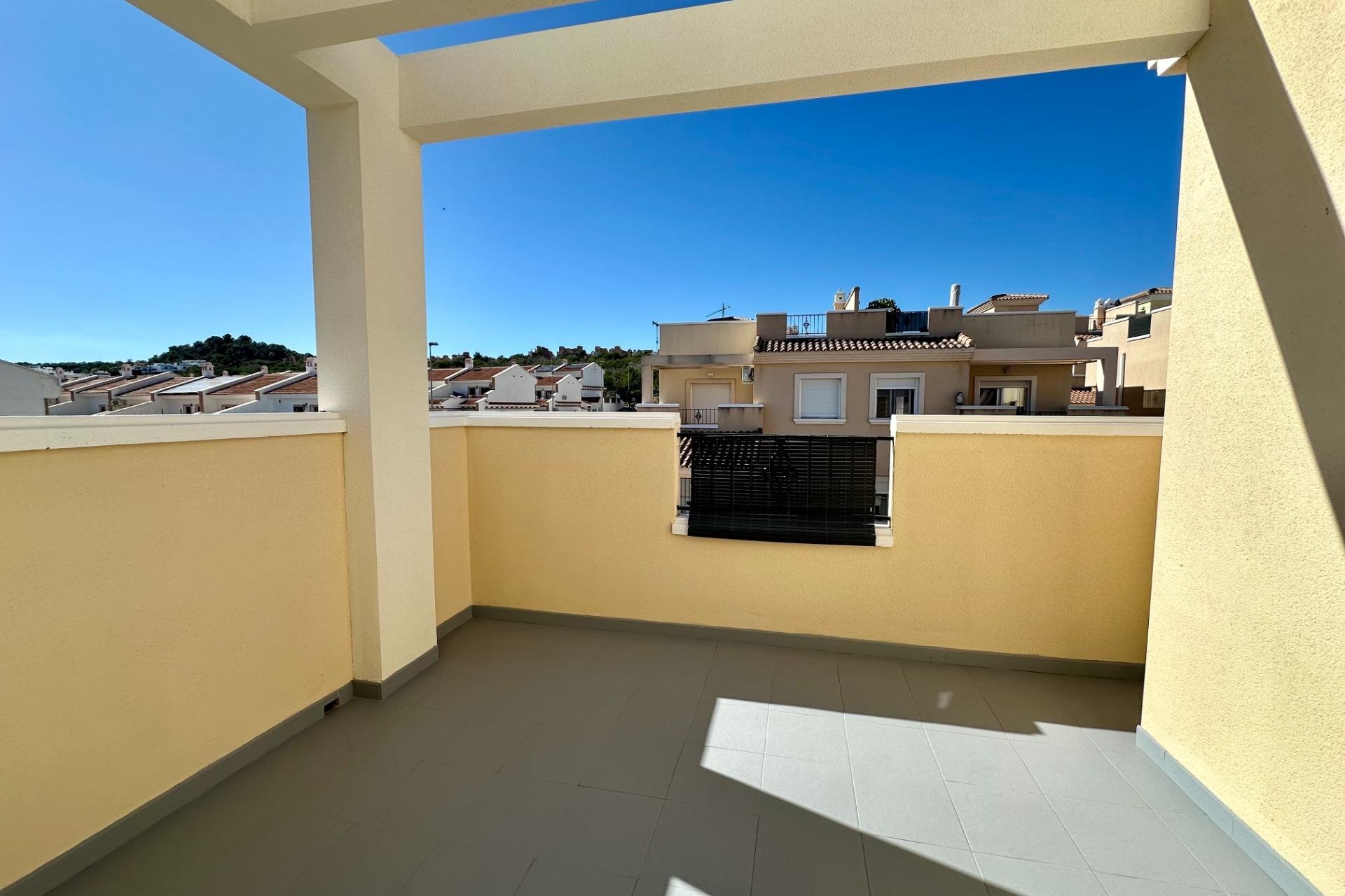 Resale - Semi Detached -
San Miguel de Salinas - Residencial Los Flamencos